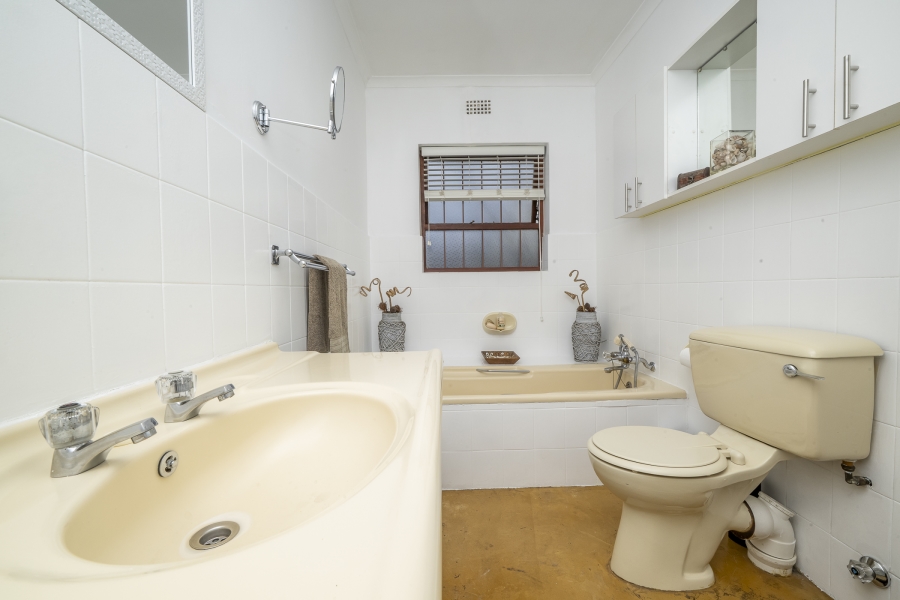 4 Bedroom Property for Sale in Sonstraal Western Cape